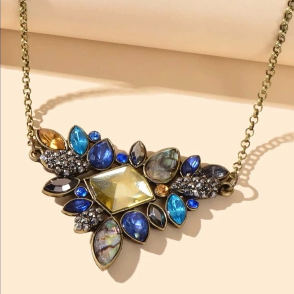 Vintage gold necklace